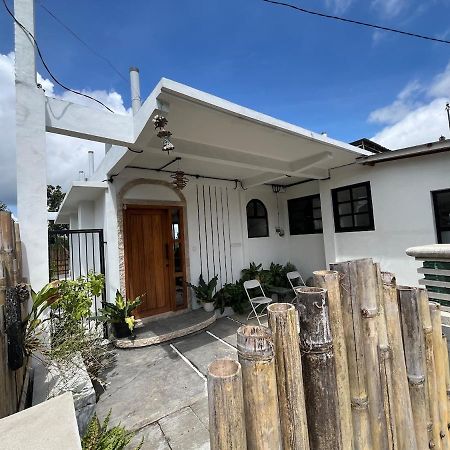 Villa De La Rose 1 Bedroom Ungasan Eksteriør billede